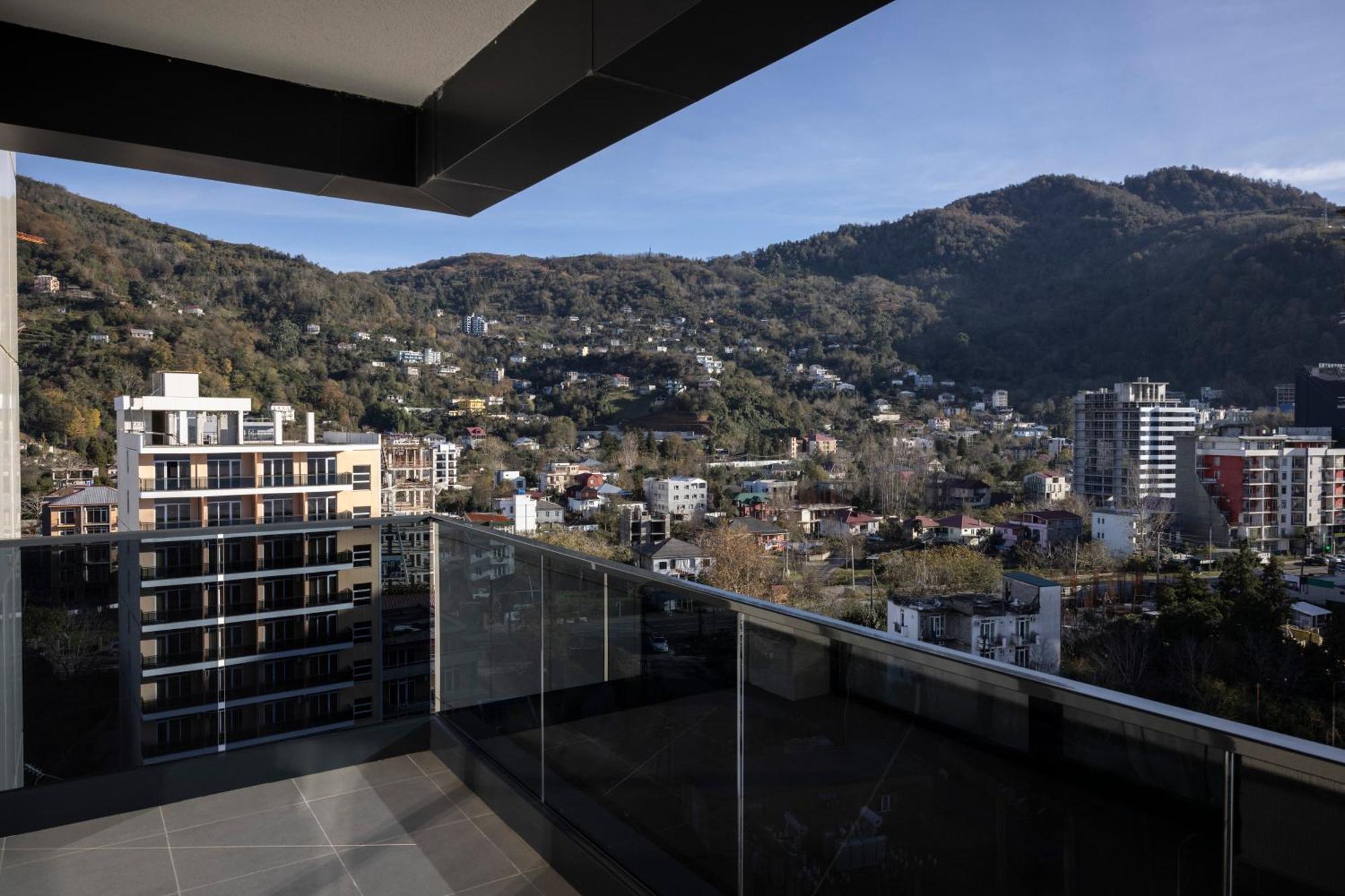Green Side Apart Hotel Μπατούμι Εξωτερικό φωτογραφία
