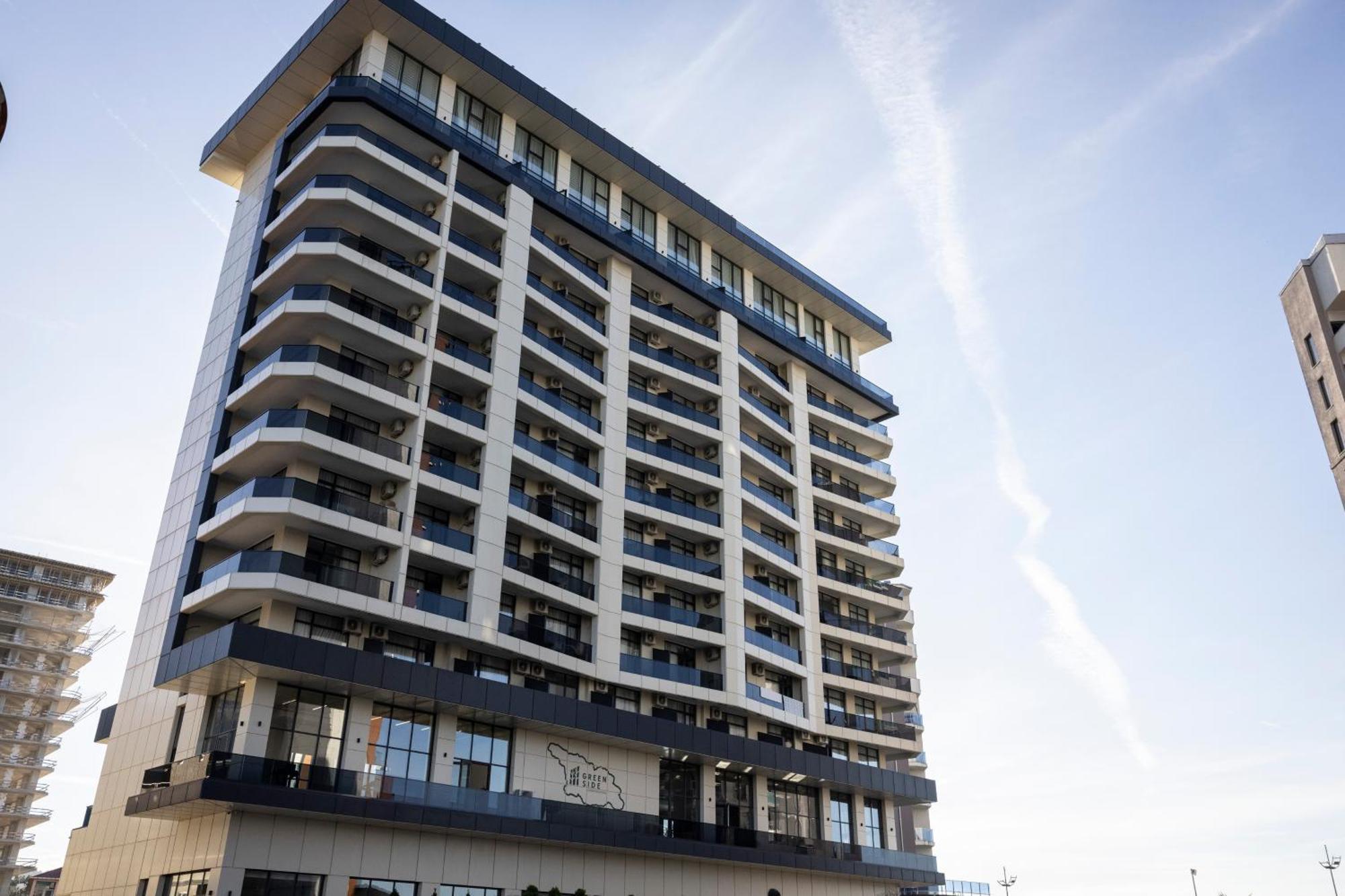 Green Side Apart Hotel Μπατούμι Εξωτερικό φωτογραφία
