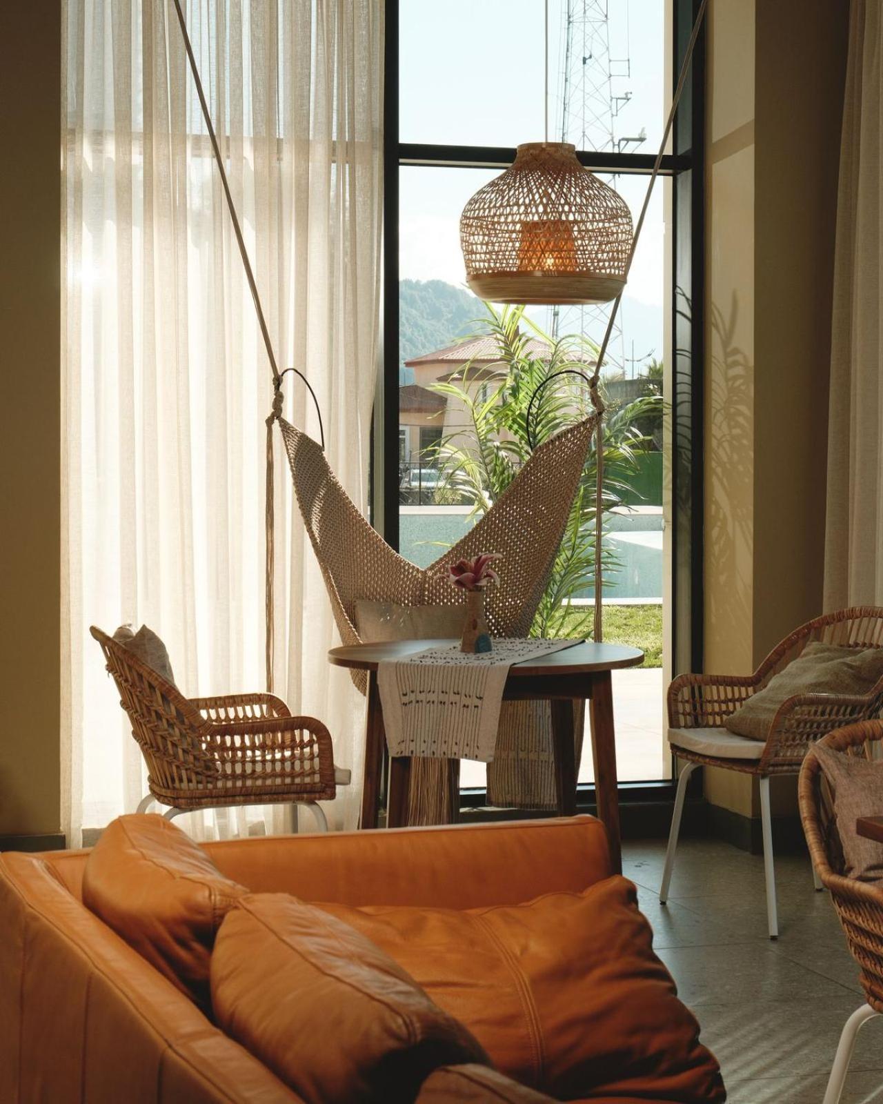 Green Side Apart Hotel Μπατούμι Εξωτερικό φωτογραφία